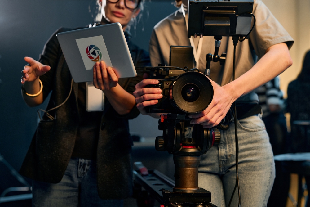 How a Sydney Videographer Can Boost Your Brand Online